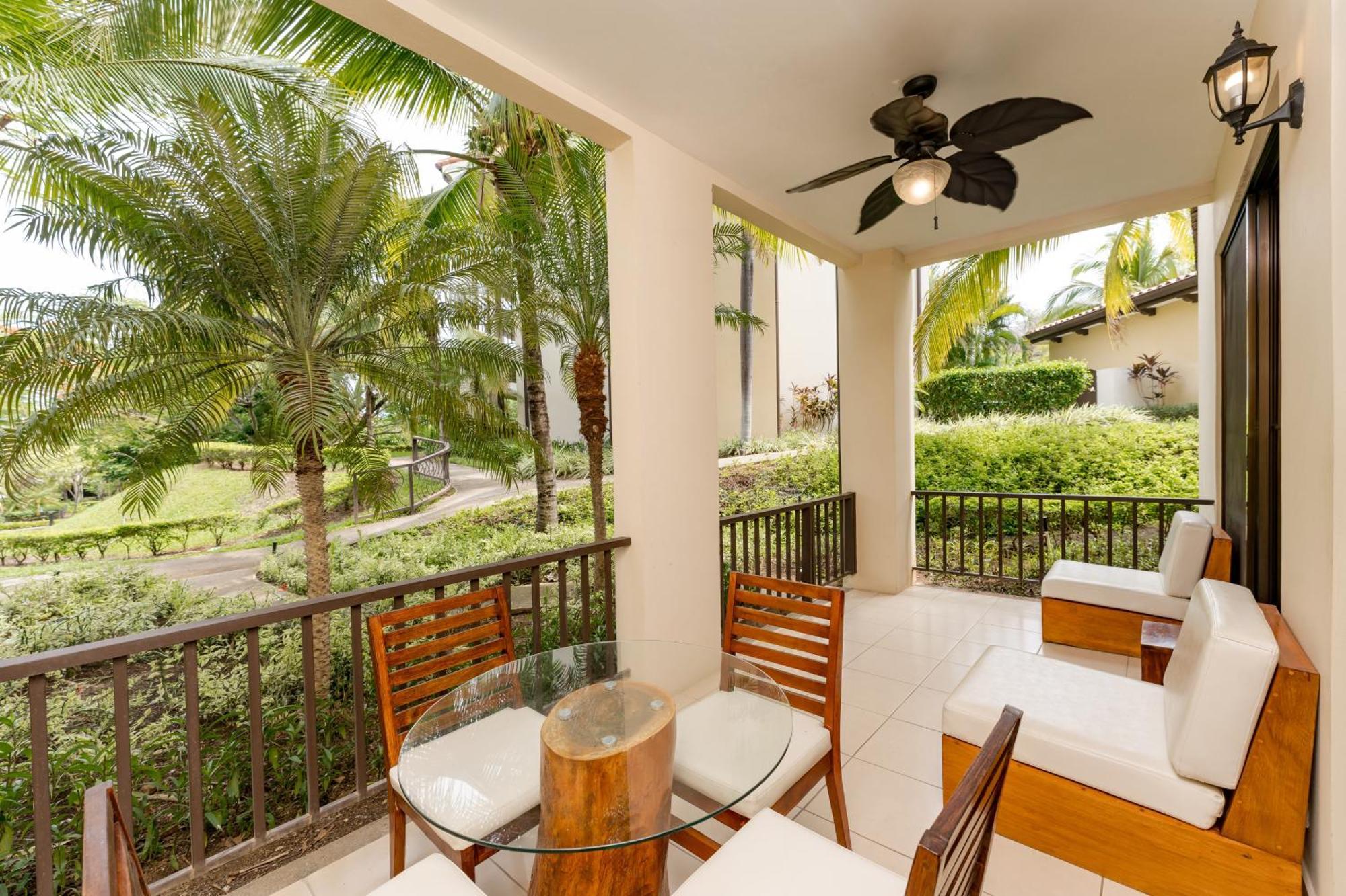 Coco Breeze Private Residence المظهر الخارجي الصورة